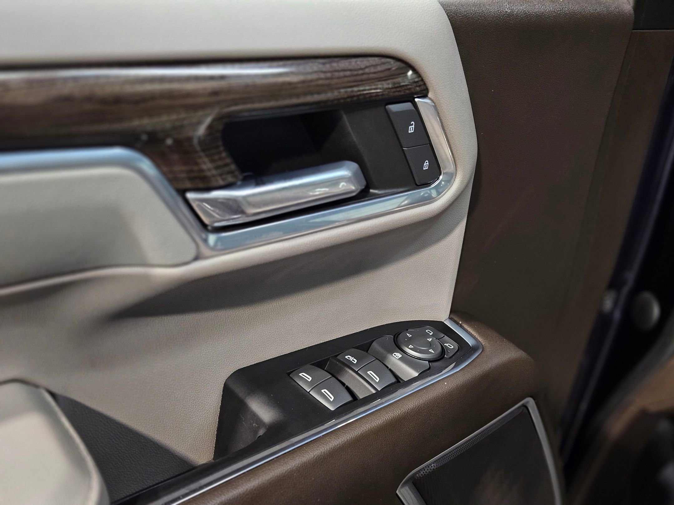 Used 2022 Chevrolet Silverado 1500 RST image 21