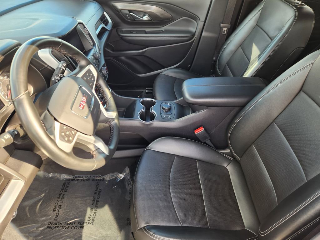 Used 2024 GMC Terrain SLT image 14