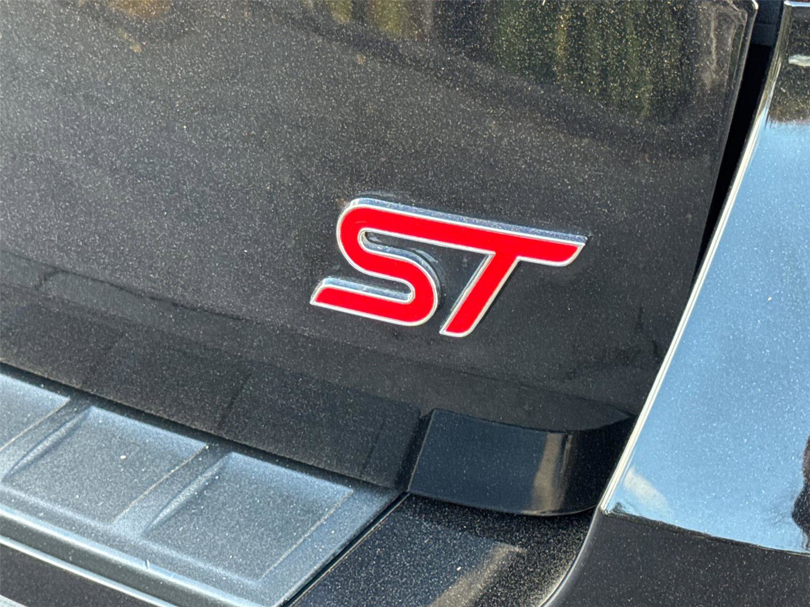 Certified 2023 Ford Explorer ST image 14