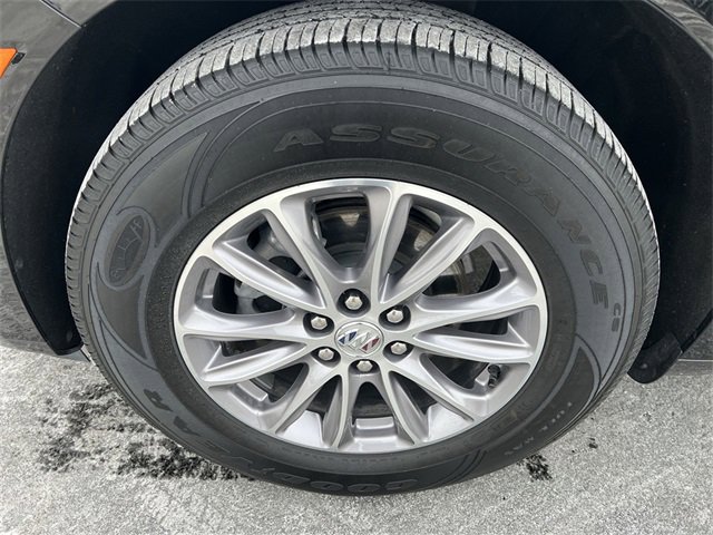 Certified 2023 Buick Enclave Essence image 17