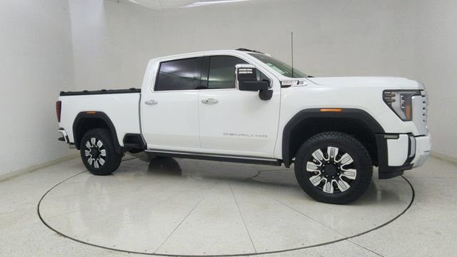 Used 2025 GMC Sierra 3500 Denali w/ Denali Reserve Package image 67