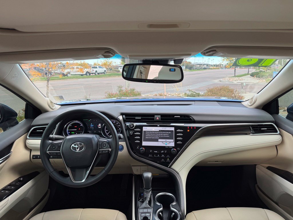 Used 2018 Toyota Camry XLE w/ Audio Package FWD image 11