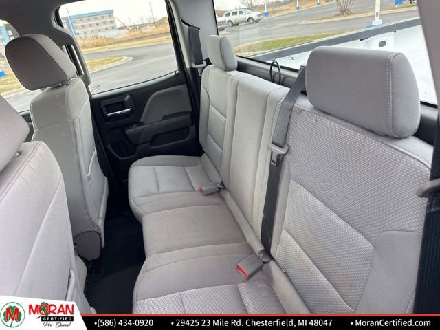 Used 2018 Chevrolet Silverado 1500 W/T w/ Trailering Package image 23