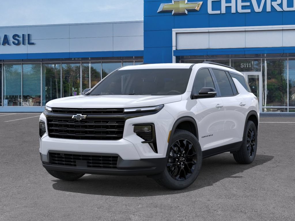 Used 2026 Chevrolet Traverse LT w/ Midnight/Sport Edition FWD image 6