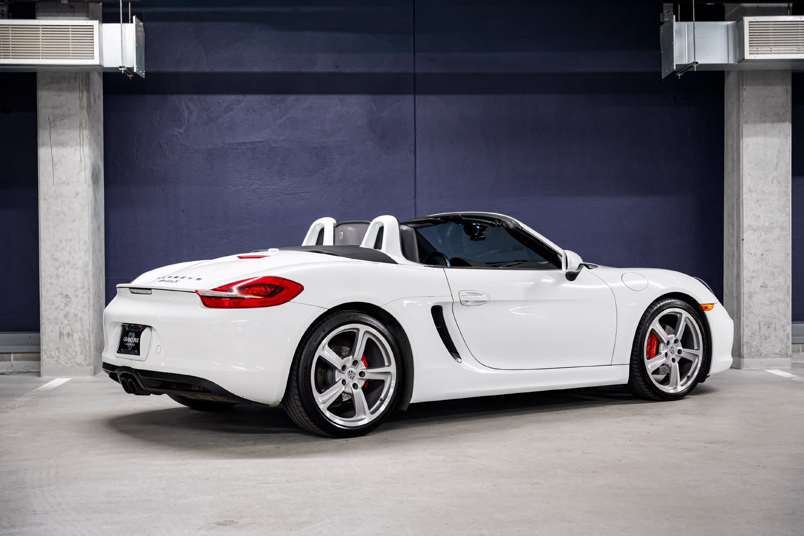 Used 2015 Porsche Boxster S RWD image 3