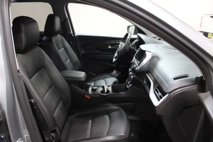 Used 2024 GMC Terrain SLT w/ Infotainment Package II AWD/4WD image 24
