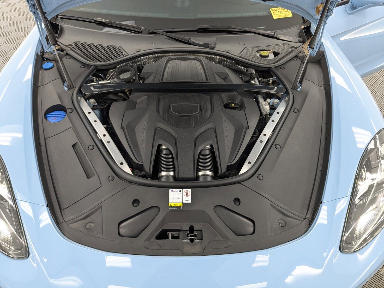 Certified 2023 Porsche Panamera image 21