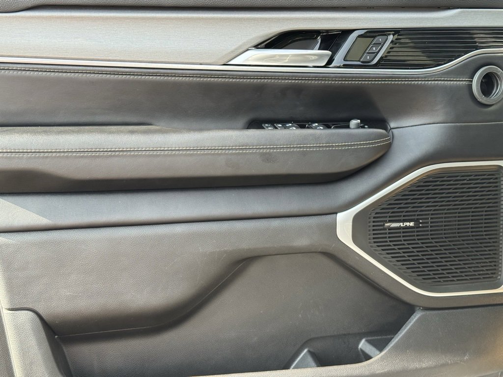 Used 2024 Jeep Wagoneer Series II image 25