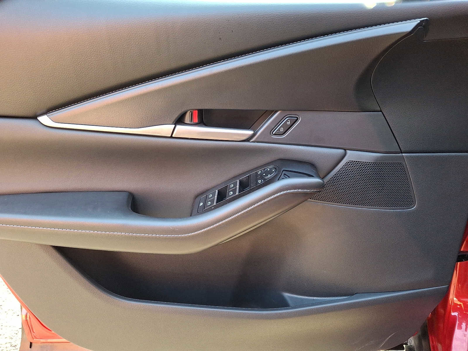 Used 2025 MAZDA CX-30 AWD 2.5 S w/ Select Sport Pkg image 12