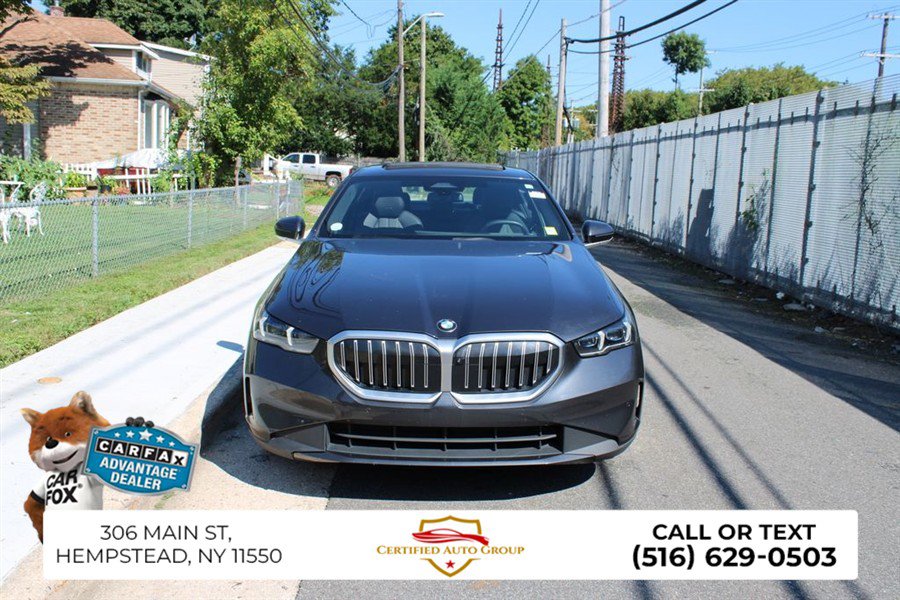 Used 2025 BMW 530i RWD image 3