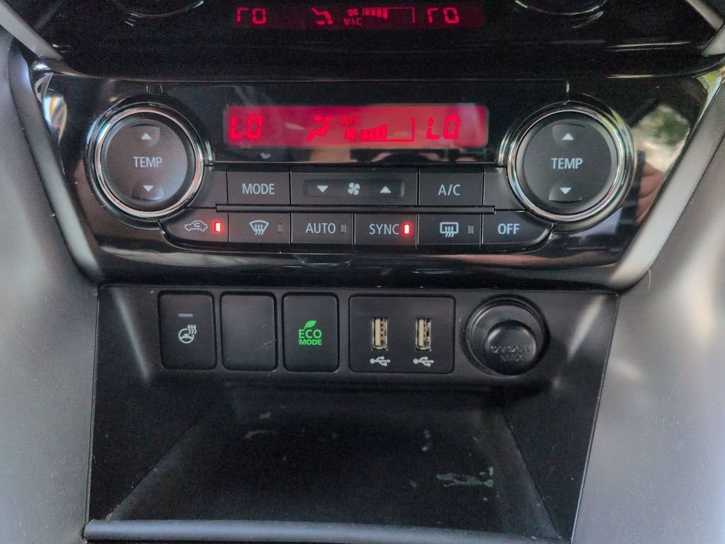 Used 2022 Mitsubishi Eclipse Cross SEL AWD/4WD image 20
