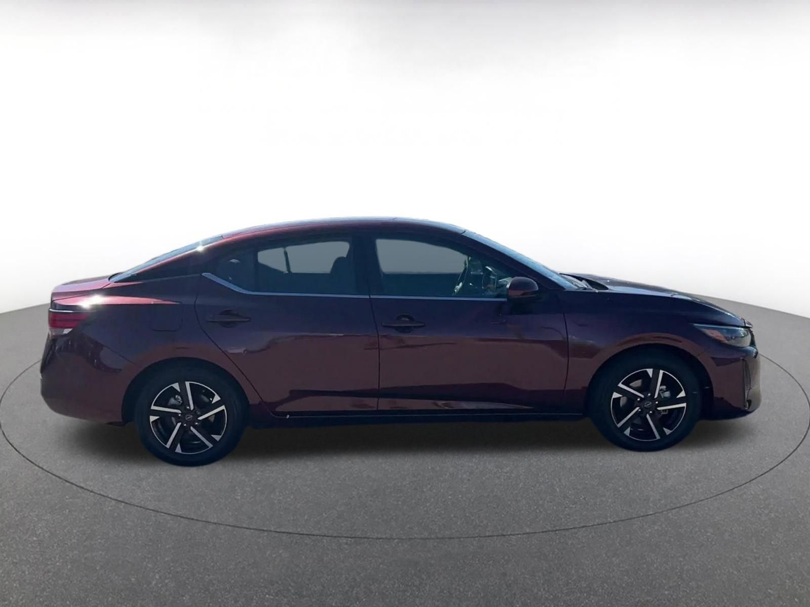 Used 2025 Nissan Sentra SV image 16