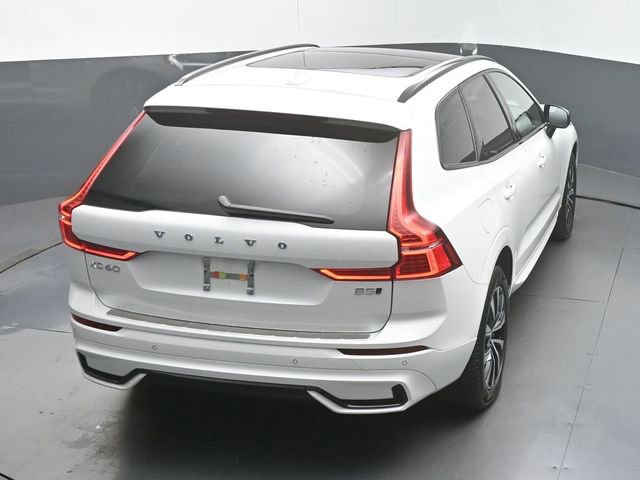 Used 2024 Volvo XC60 B5 Core image 48