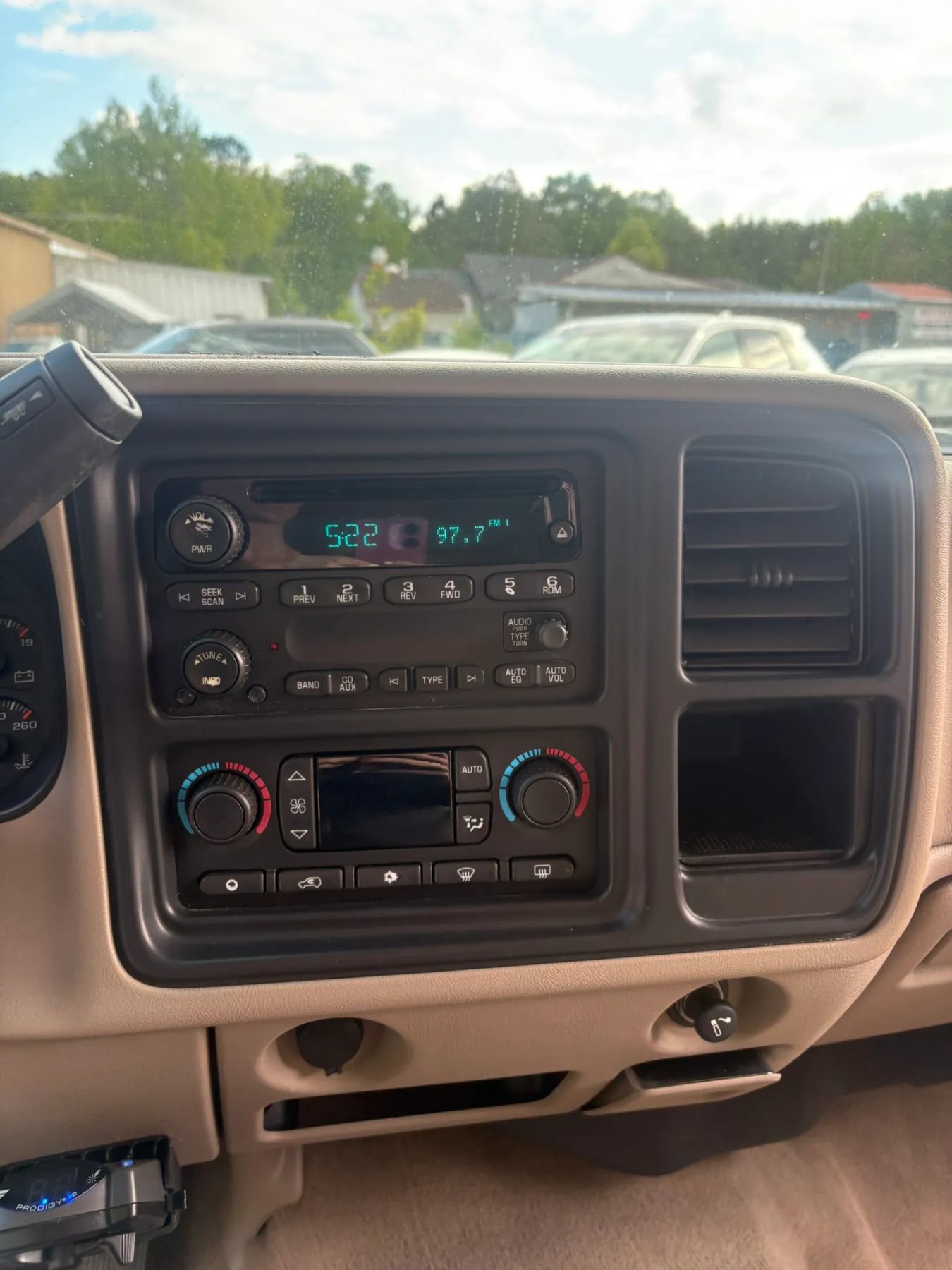 Used 2006 Chevrolet Silverado 2500 LT w/ Heavy-Duty Power Package AWD/4WD image 42