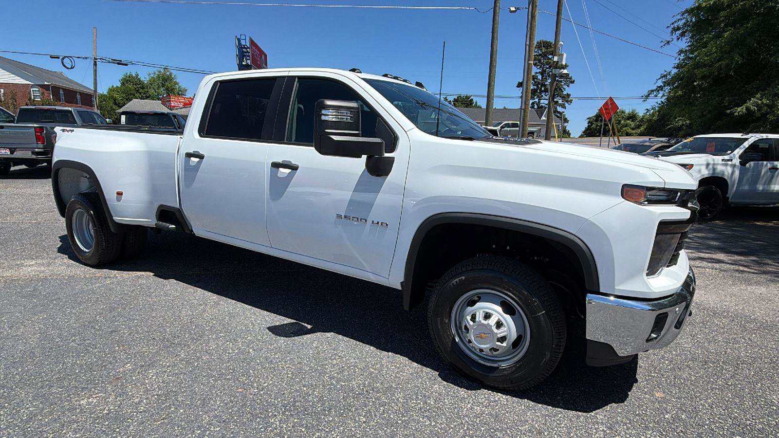 New 2026 Chevrolet Silverado 3500 W/T AWD/4WD image 3