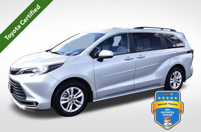 Used 2025 Toyota Sienna XLE w/ XLE Plus Package