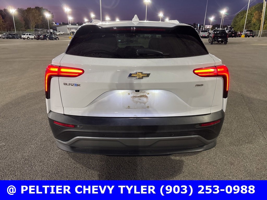 Used 2024 Chevrolet Blazer EV LT image 6