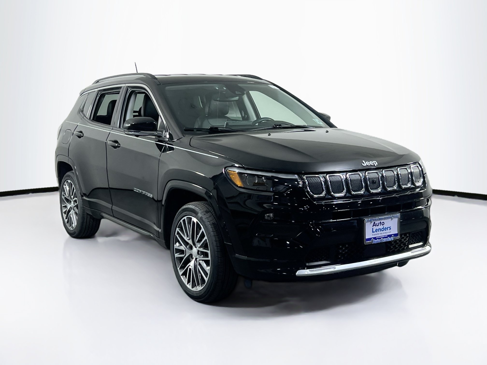 Used 2022 Jeep Compass Limited w/ Elite Group AWD/4WD image 3