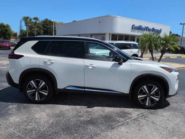 Used 2023 Nissan Rogue SL w/ SL Premium Package AWD/4WD image 3