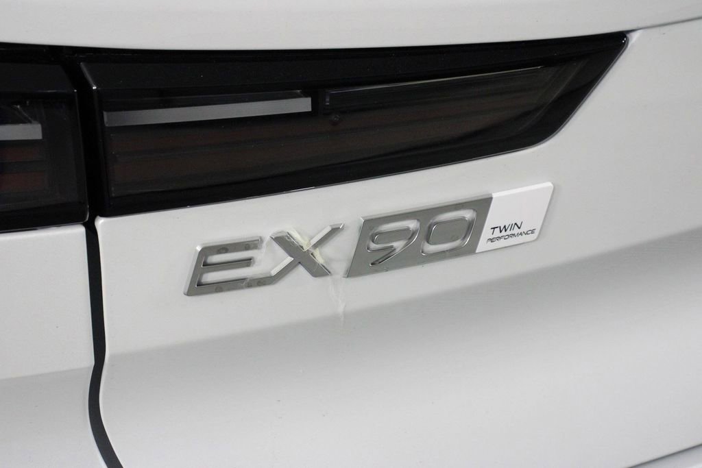 New 2025 Volvo EX90 Ultra image 15