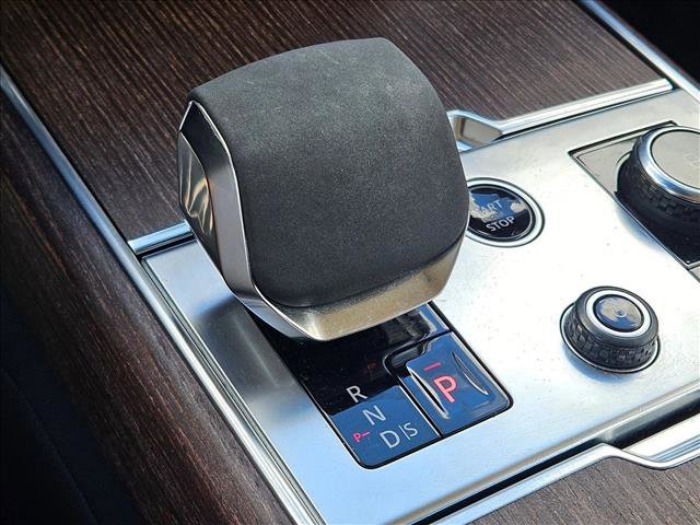 Used 2023 Land Rover Range Rover SE image 11