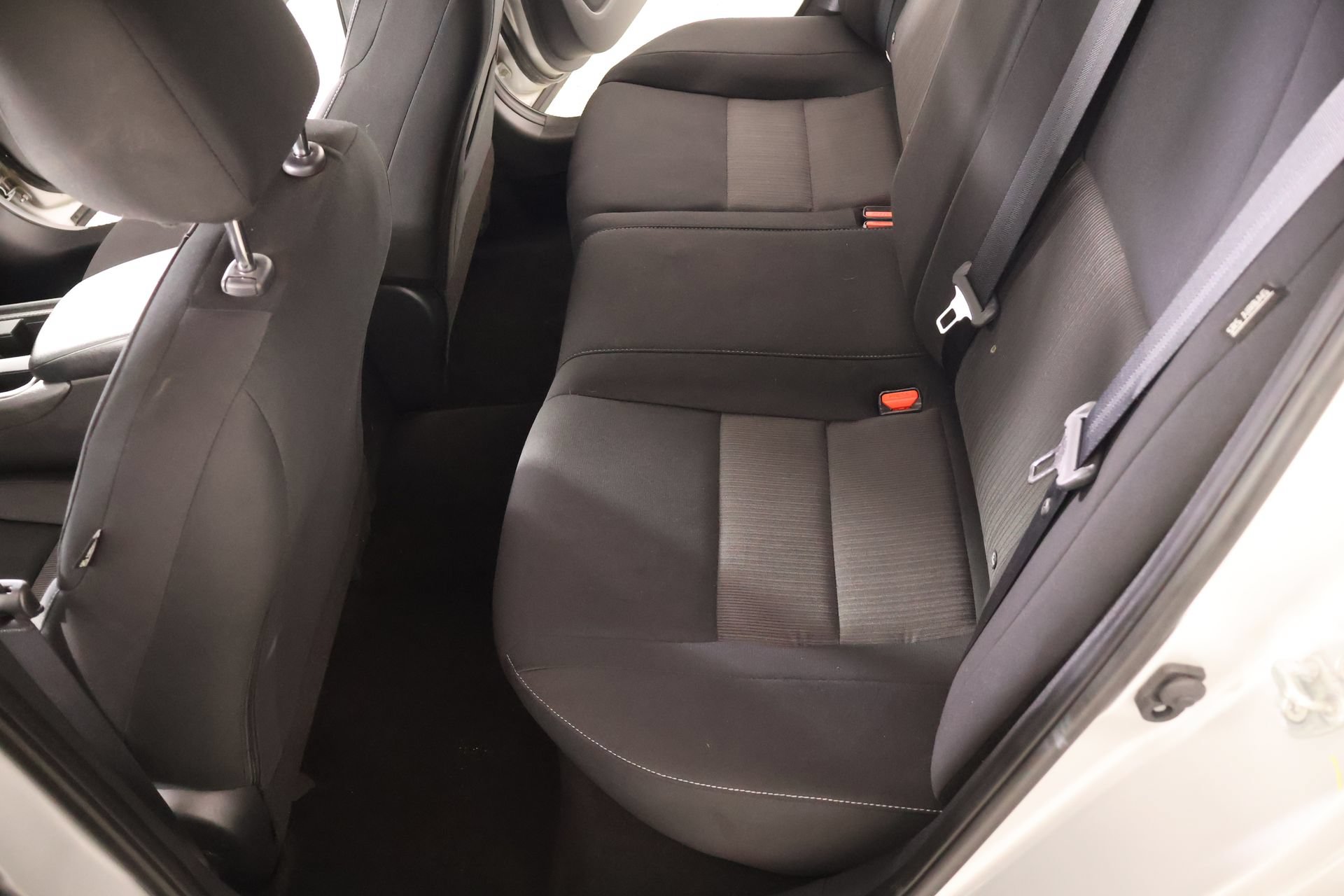 Used 2023 Nissan Sentra SV FWD image 11