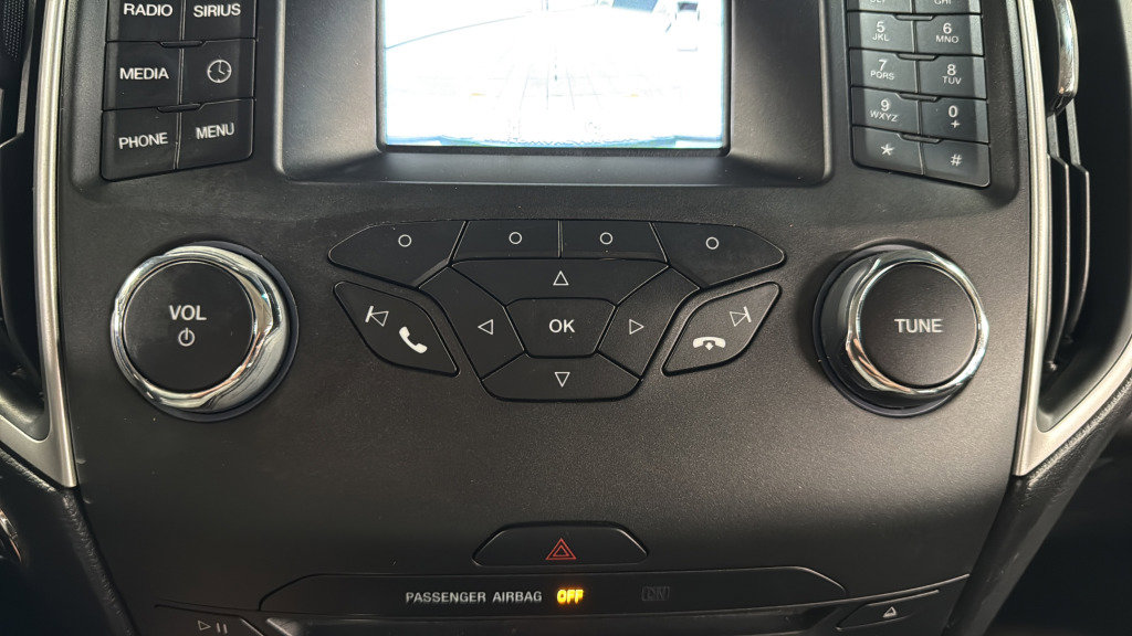 Used 2016 Ford Edge SEL w/ Class II Trailer Tow Package image 27