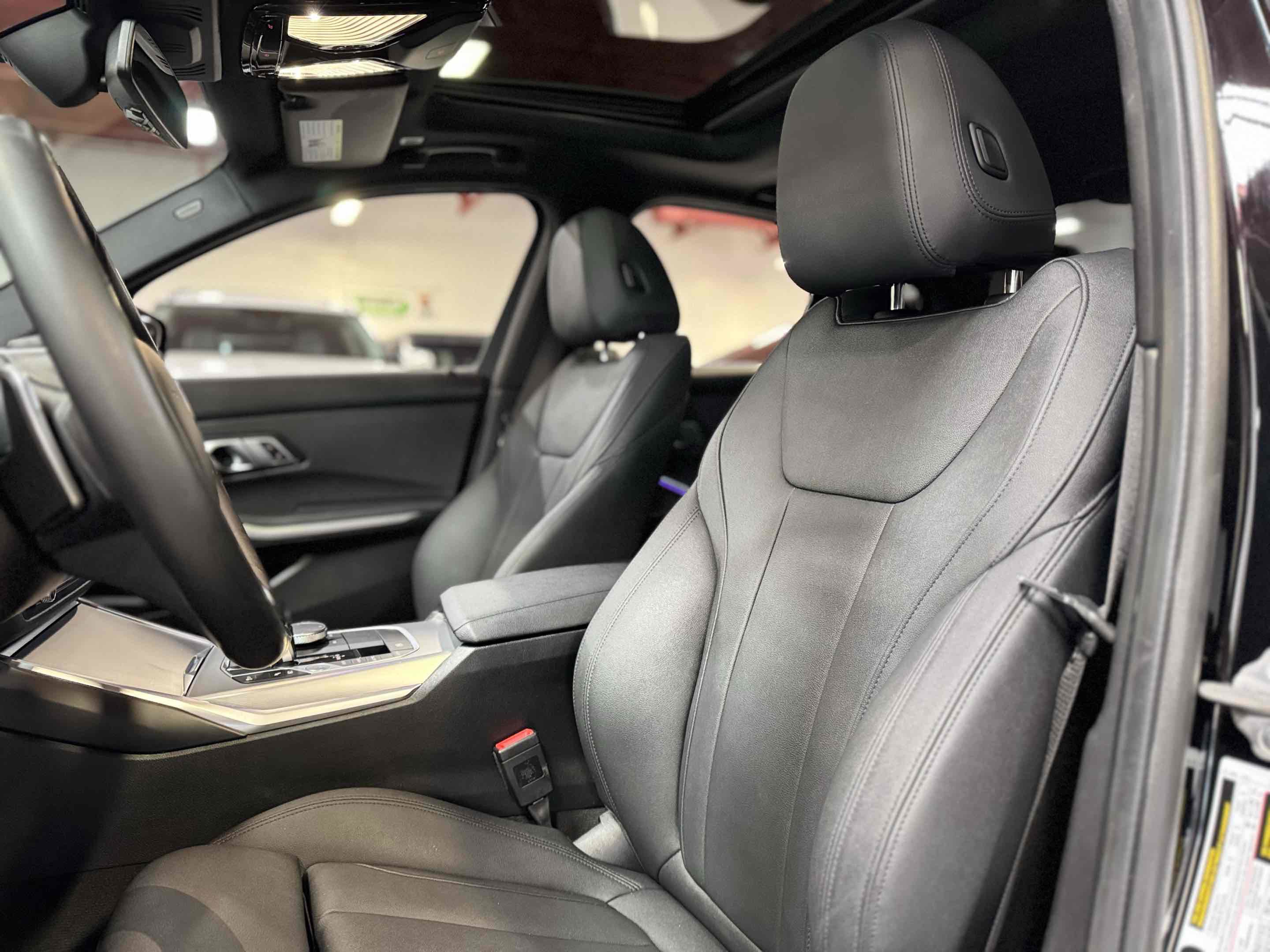 Used 2021 BMW 330e image 39