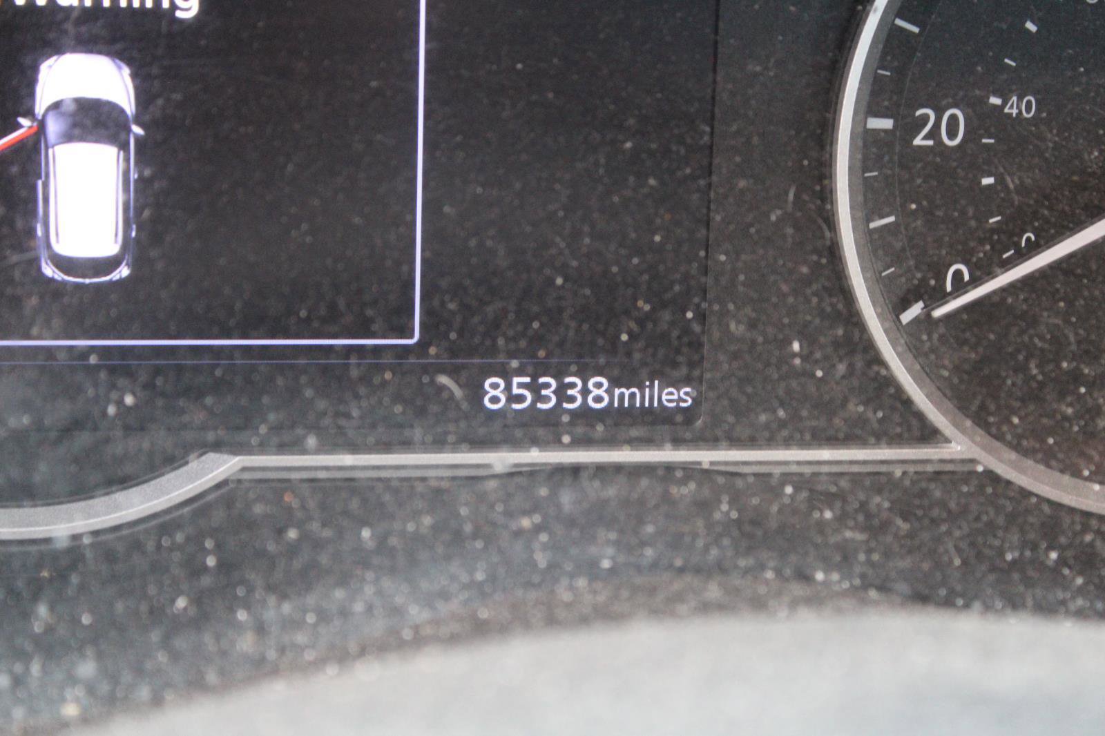 Used 2018 Nissan Kicks SR w/ Premium Package image 10