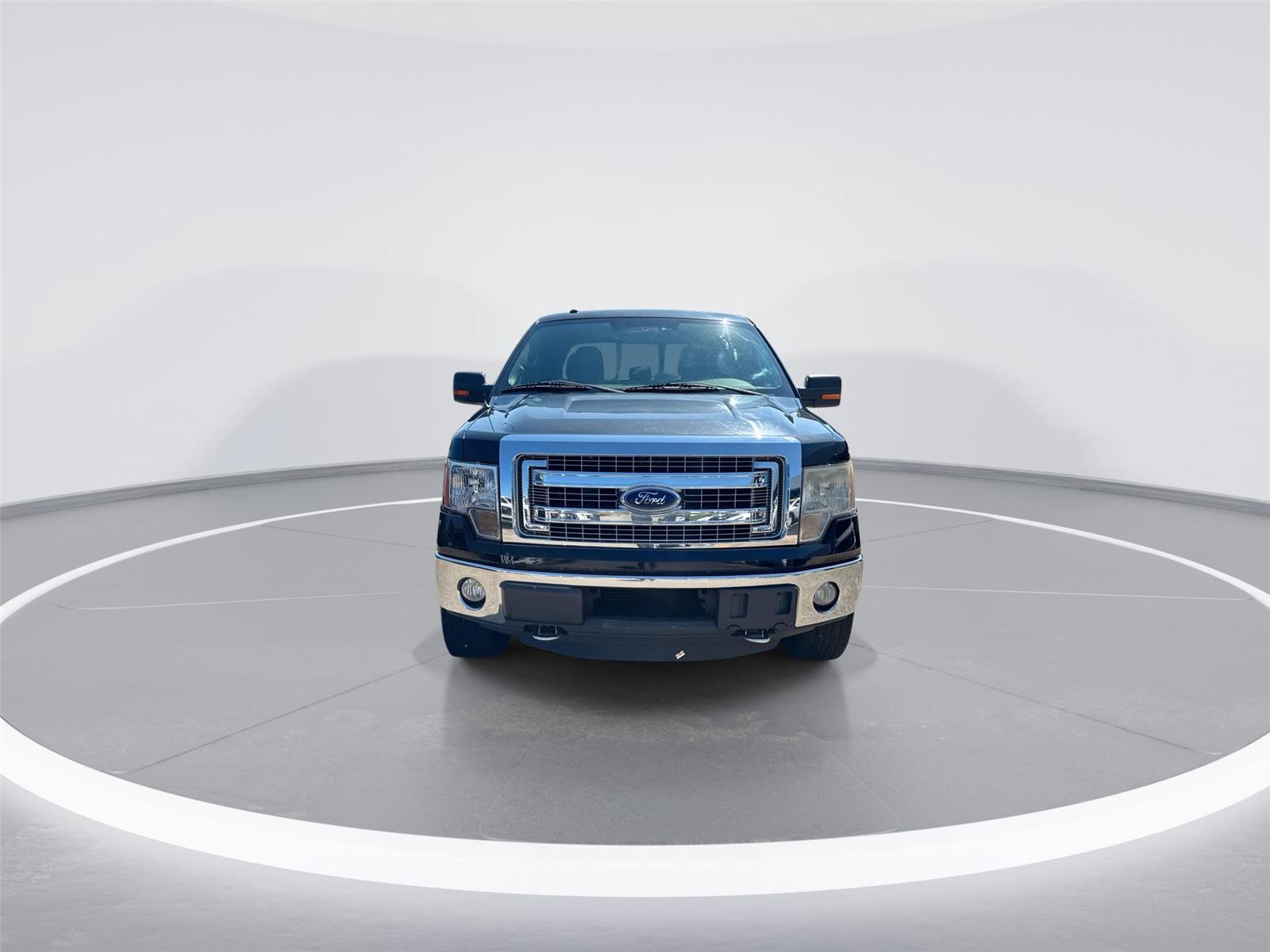 Used 2013 Ford F150 XLT w/ Luxury Equipment Group AWD/4WD image 3