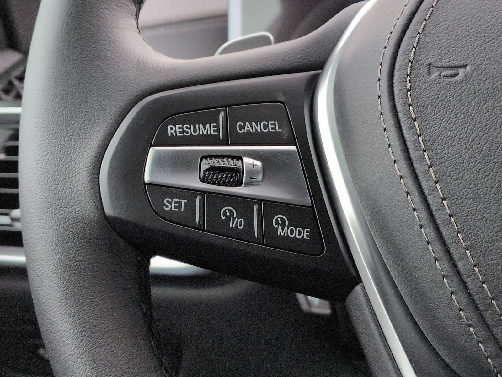 Used 2026 BMW X5 xDrive40i w/ Premium Package AWD/4WD image 24
