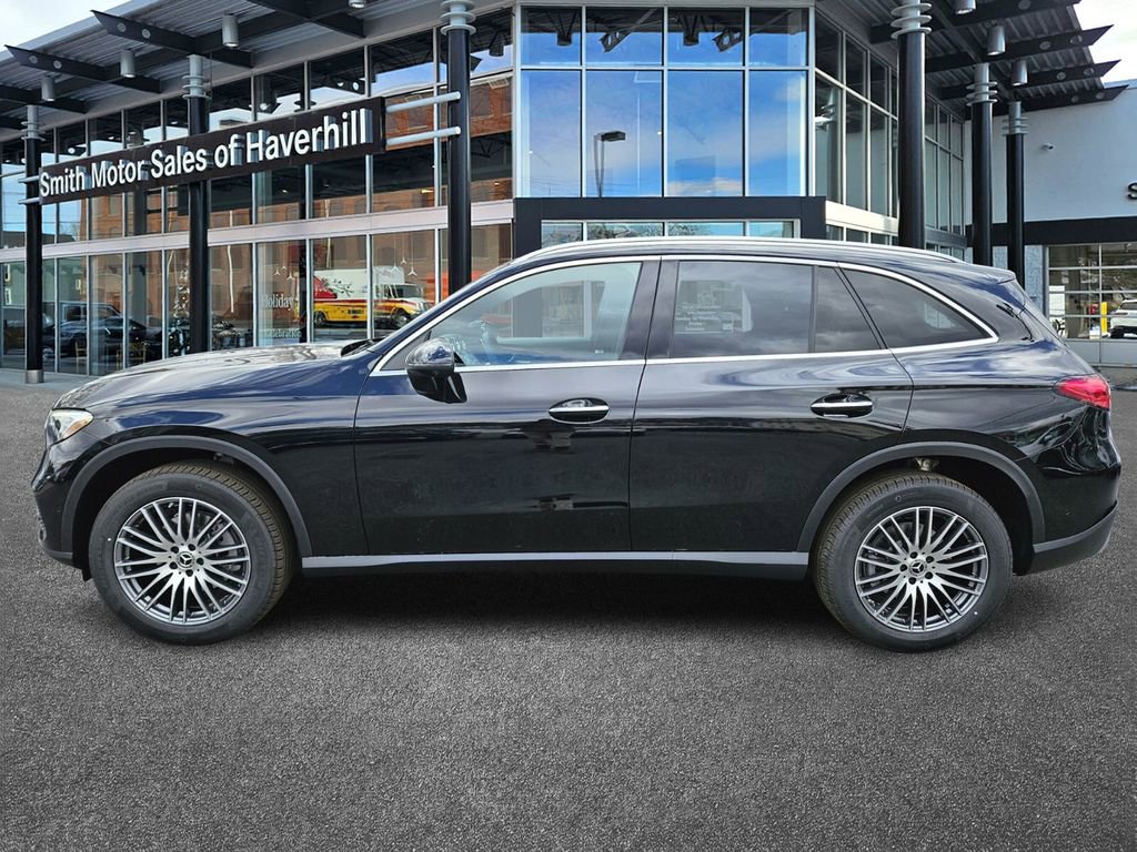 New 2026 Mercedes-Benz GLC 300 4MATIC image 2