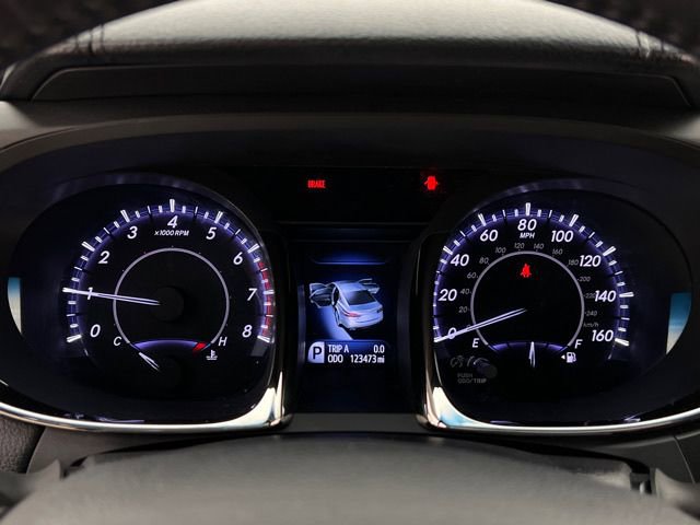 Used 2014 Toyota Avalon XLE Premium image 18