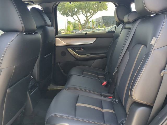 Used 2025 MAZDA CX-70 Plug-In Hybrid w/ Premium Plus AWD/4WD image 13