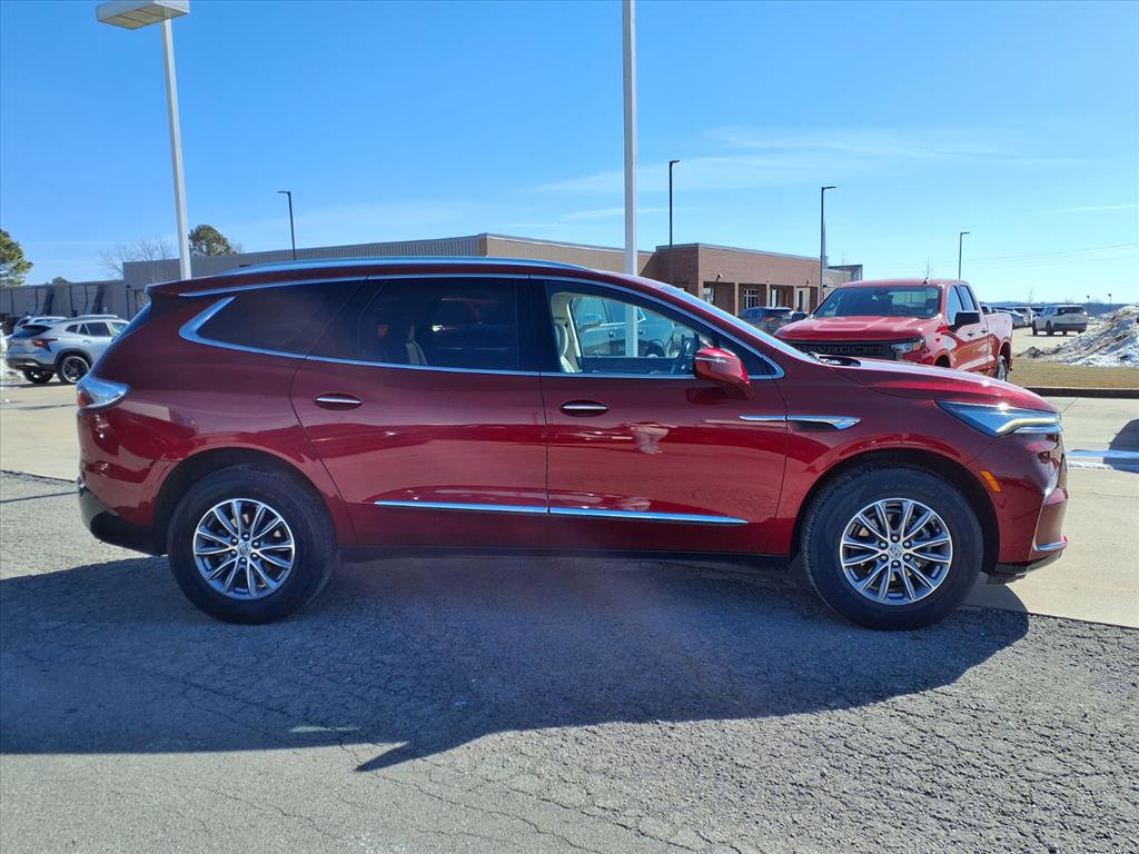 Used 2023 Buick Enclave Essence FWD image 20