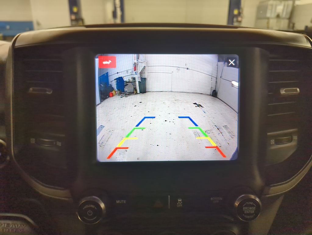 Used 2024 RAM 5500 Tradesman w/ Chrome Appearance Group image 15