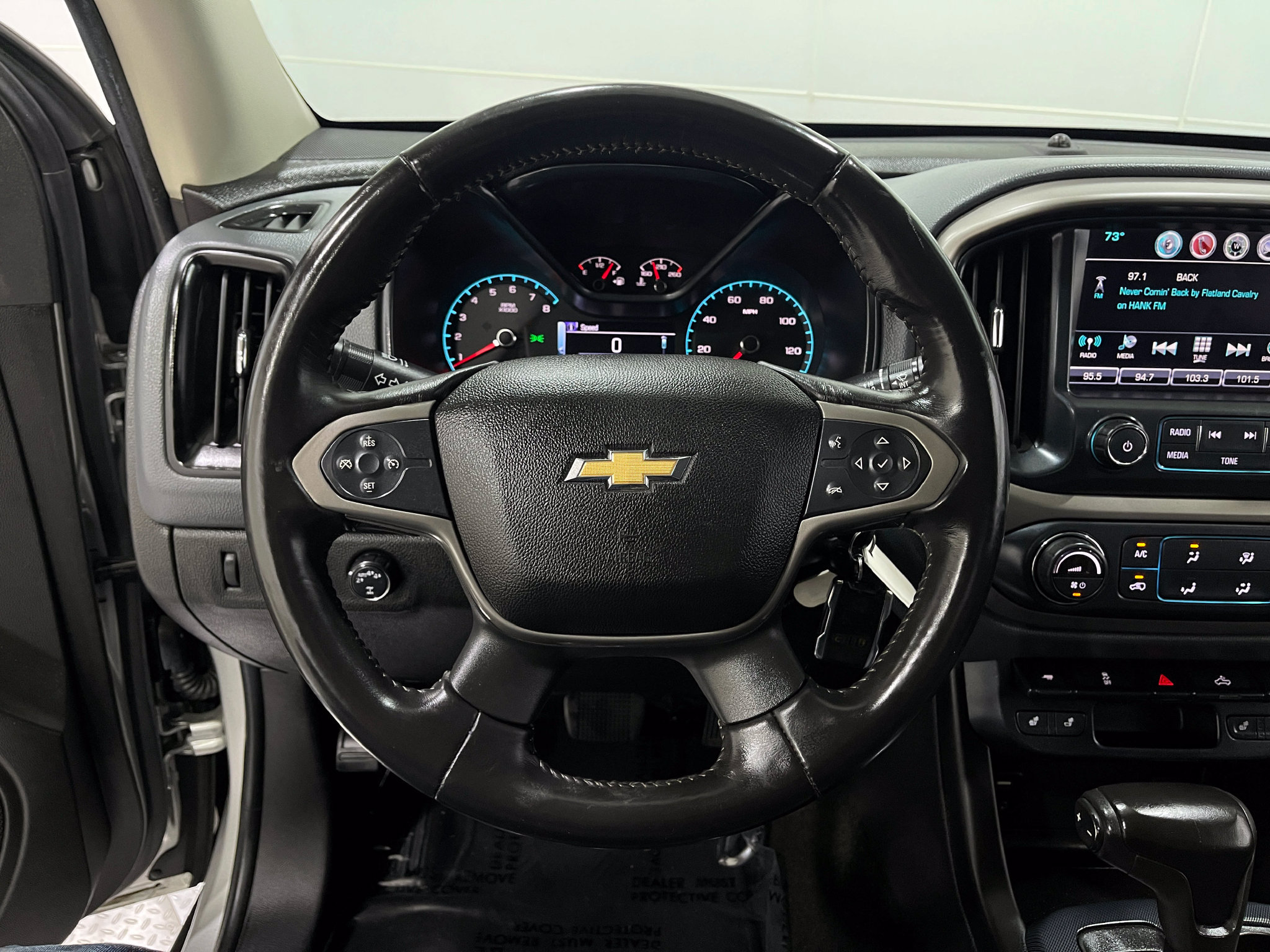 Used 2017 Chevrolet Colorado Z71 AWD/4WD image 18