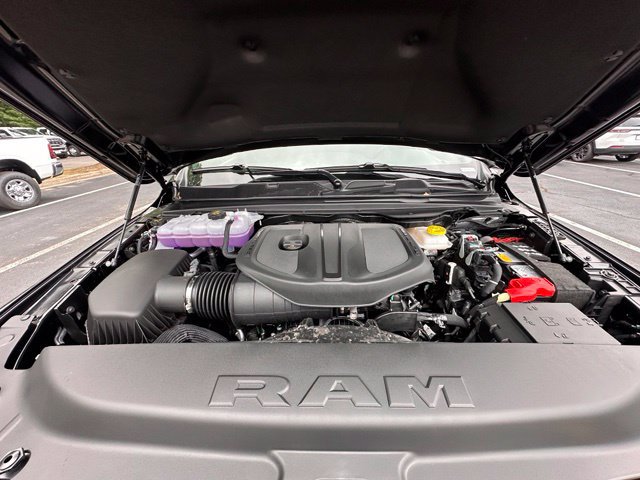 New 2026 RAM 1500 Express AWD/4WD image 13