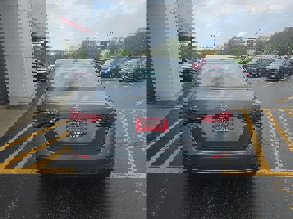 Certified 2025 Nissan Sentra SV w/ Trunk Package image 4