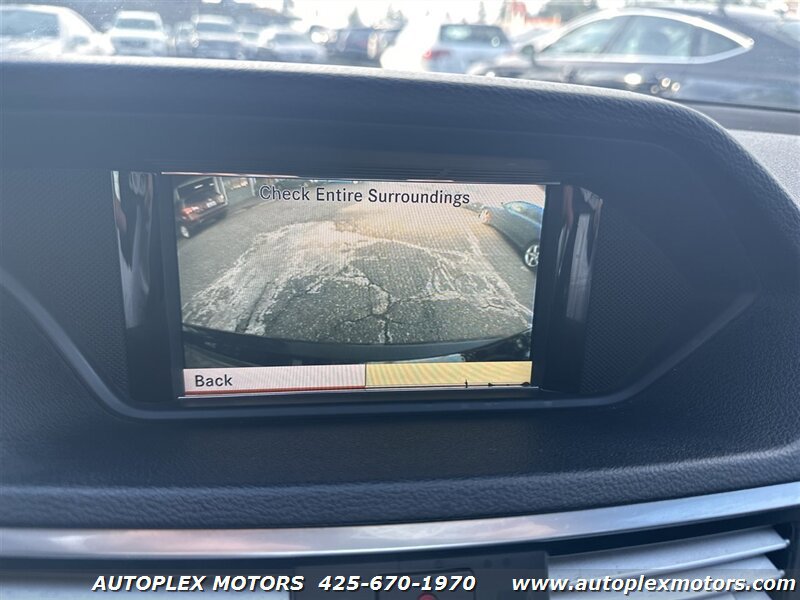 Used 2011 Mercedes-Benz E 550 Sedan image 11