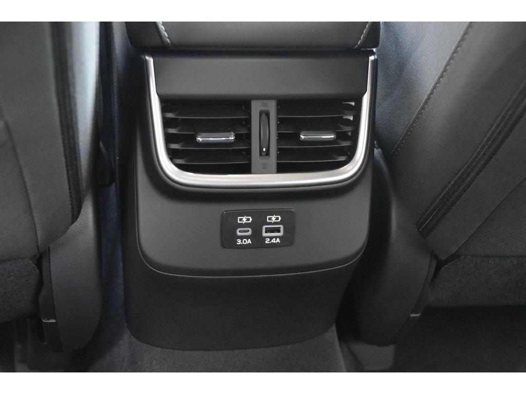 Certified 2025 Subaru Outback Premium image 15