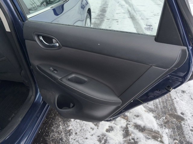 Used 2019 Nissan Sentra S image 11