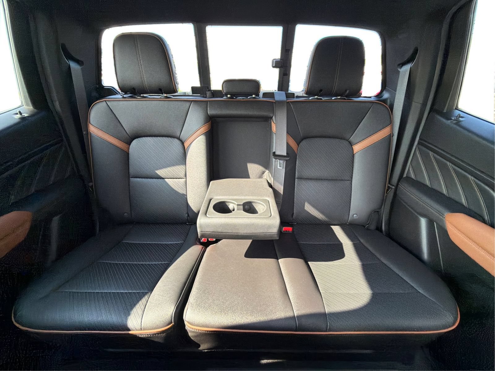 Used 2023 GMC Canyon AT4 w/ AT4 Premium Package AWD/4WD image 15