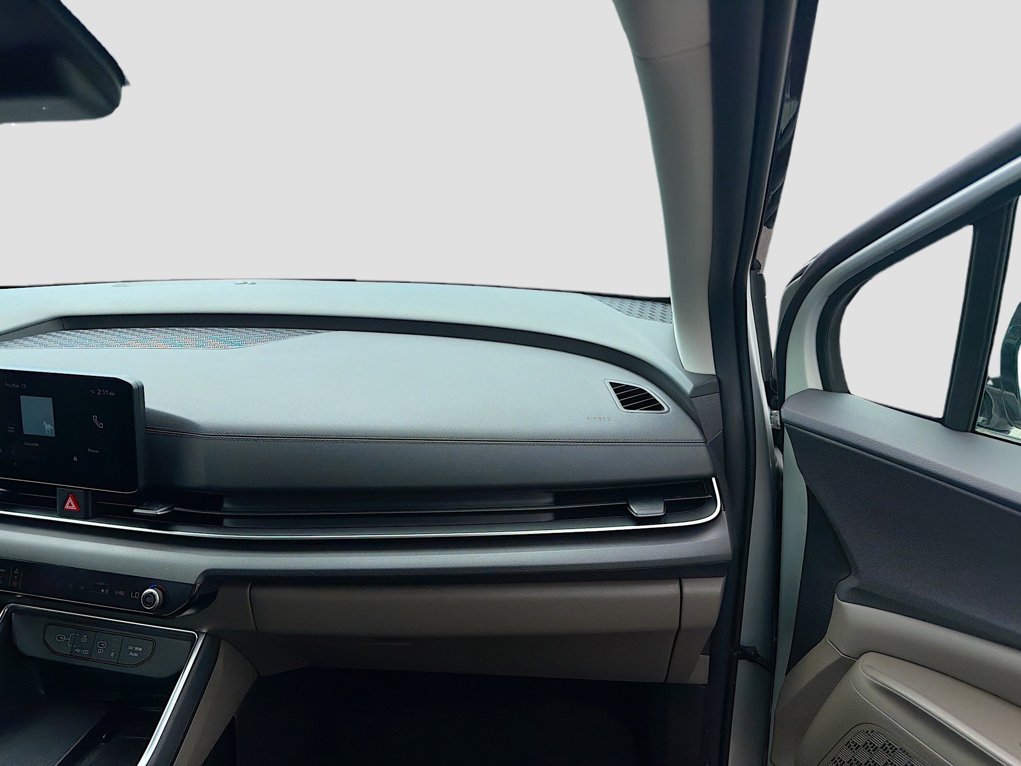 Used 2025 Kia Carnival EX image 20