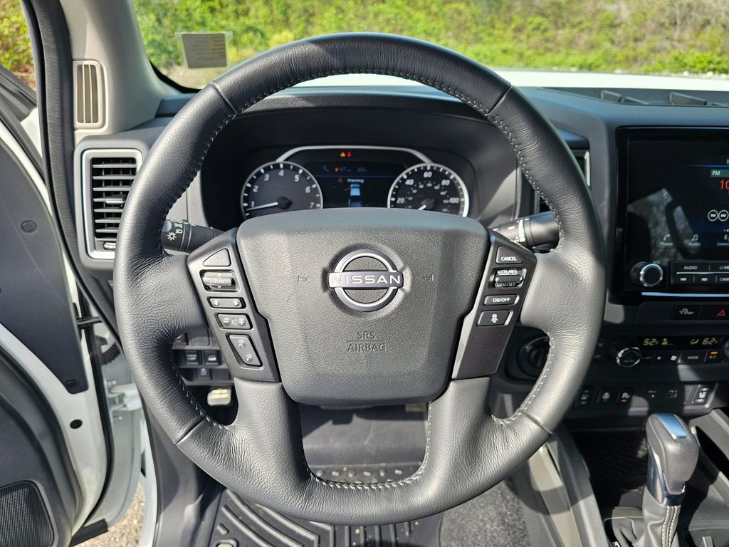 Certified 2024 Nissan Frontier SV w/ Hardbody Edition AWD/4WD image 11