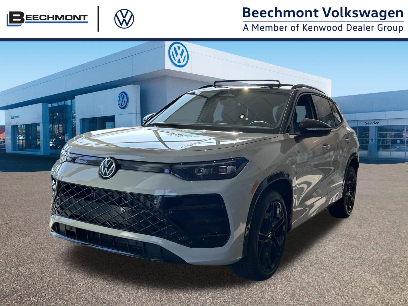 New 2026 Volkswagen Tiguan SE R-Line image 1