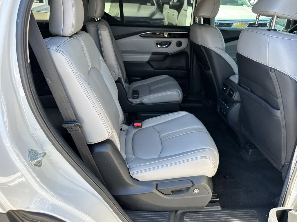 Used 2024 Honda Pilot EX-L image 17