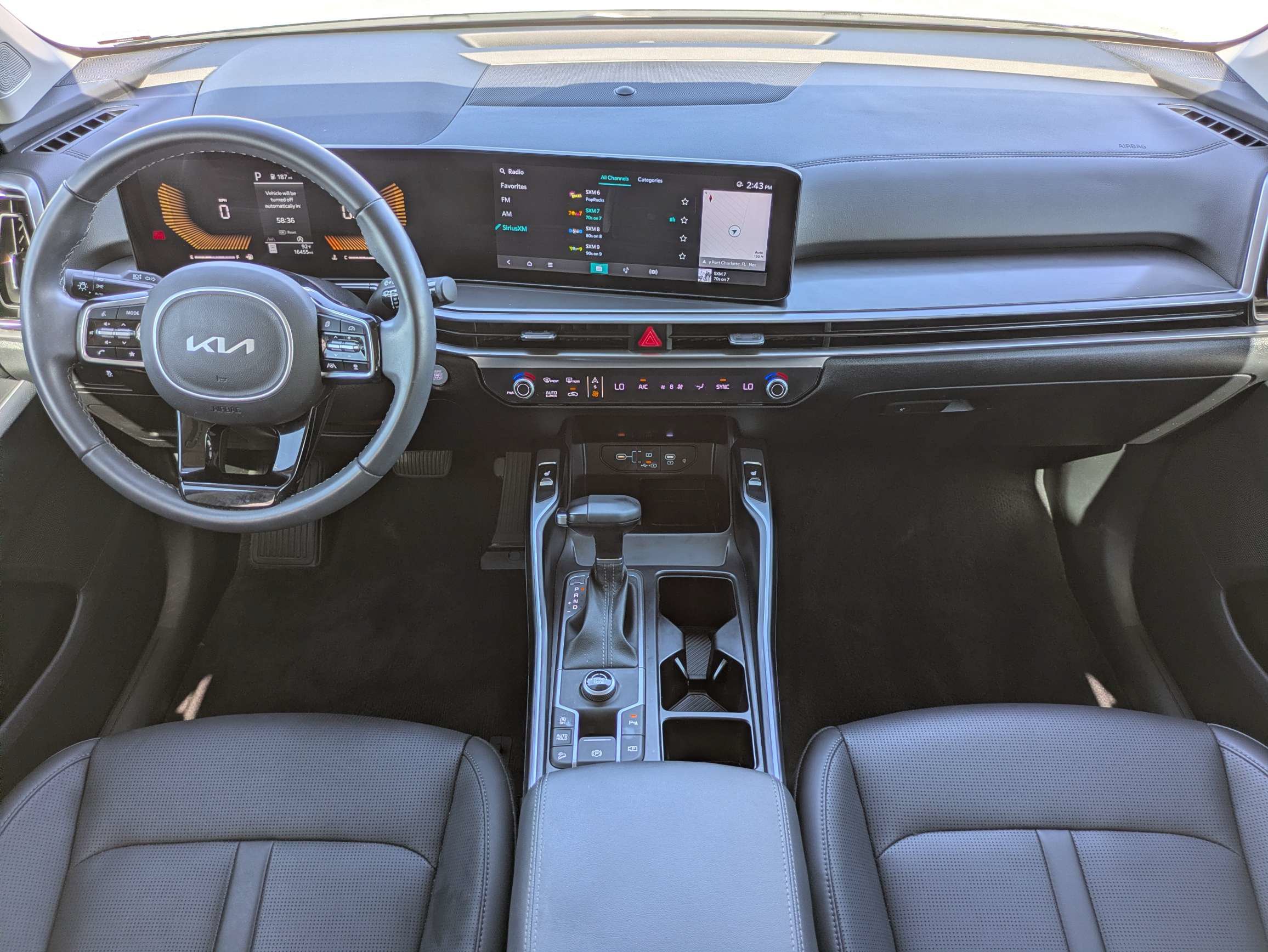 Used 2025 Kia Sorento S FWD image 15
