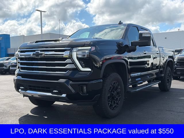 Used 2024 Chevrolet Silverado 2500 High Country w/ Technology Package AWD/4WD image 5