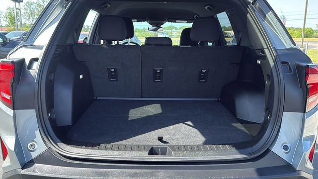 Used 2025 GMC Terrain Elevation image 11